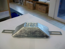 Rumpfanode Zink 0,5kg mit Laschen fr Bolzenmontage HZ-2