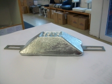 Rumpfanode Zink 0,2kg mit Laschen fr Bolzenmontage HZ-2