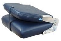 Komfortabler Sitz mit einklappbarer R�ckenlehne. Farbe Blau