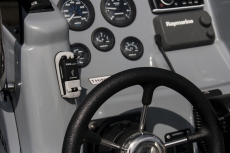 USB Steckdosen von Scanstrut Kabelf�hrung nach unten Belastbar bis max. 4,2A