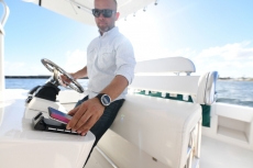 SCANSTRUT ROKK Wireless Active Klemmhalterung mit Ladestation