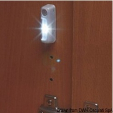 Orientierungsleuchte mit automatischer Schaltvorrichtung durch Annherungsschalter