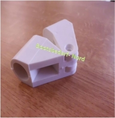 Gelenk 90 Grad aus Nylon f�r Rohre � 20mm