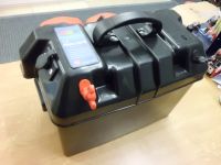 Batteriegehuse 420 x 250 x 320mm Mit Batterieberwachung und 2 Steckdosen